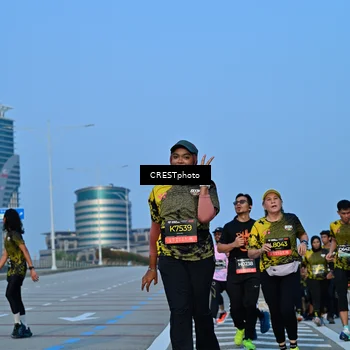 Runner Photo 6353413
