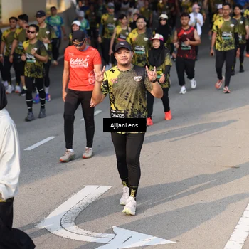Runner Photo 6353417