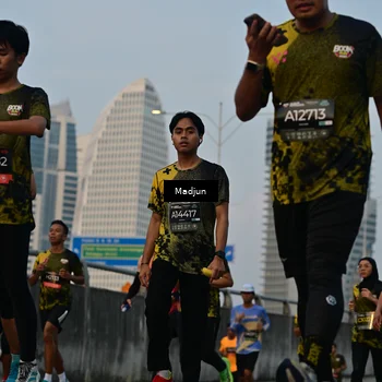 Runner Photo 6353431