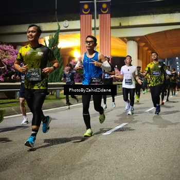 Runner Photo 6353464