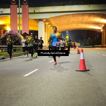 Runner Photo 6353465