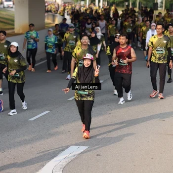 Runner Photo 6353489