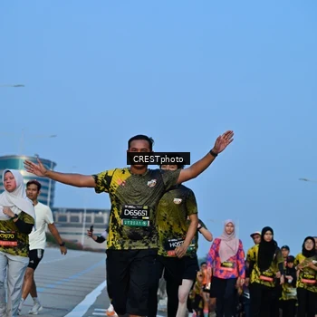 Runner Photo 6353501