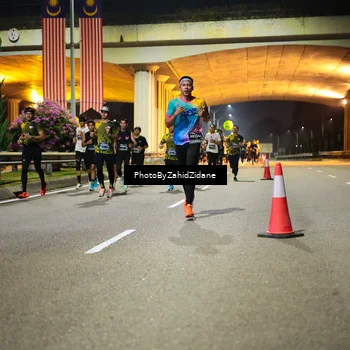 Runner Photo 6353530