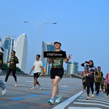 Runner Photo 6353544
