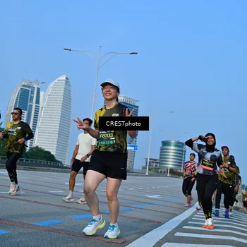 Runner Photo 6353560