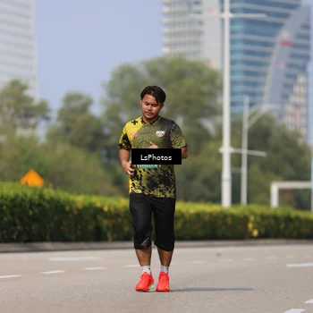 Runner Photo 6353598