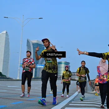 Runner Photo 6353613