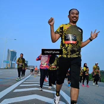 Runner Photo 6353642