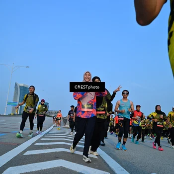 Runner Photo 6353646
