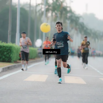 Runner Photo 6353657