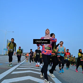 Runner Photo 6353664