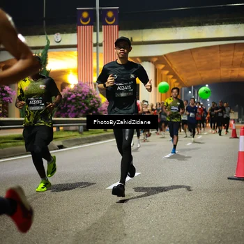 Runner Photo 6353695
