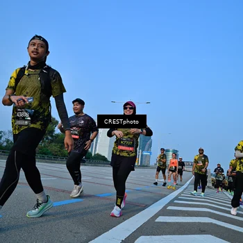 Runner Photo 6353707