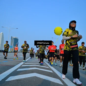 Runner Photo 6353741