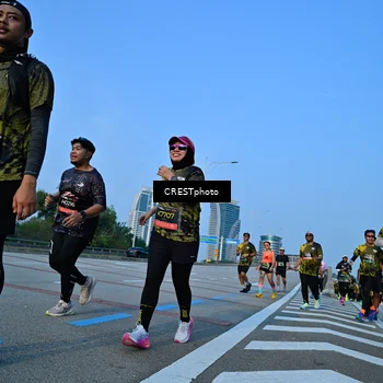 Runner Photo 6353744