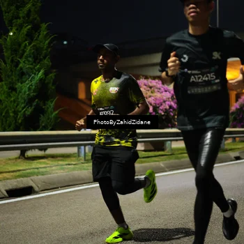 Runner Photo 6353750
