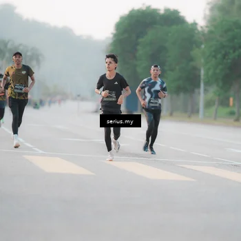 Runner Photo 6353763