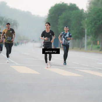 Runner Photo 6353765