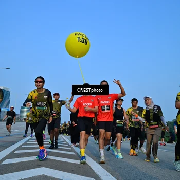 Runner Photo 6353783