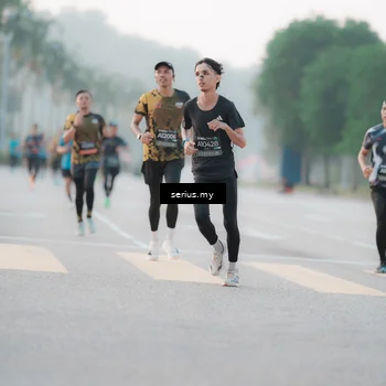 Runner Photo 6353790