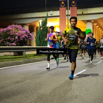 Runner Photo 6353805
