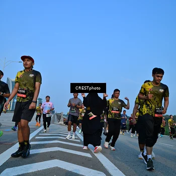 Runner Photo 6353807