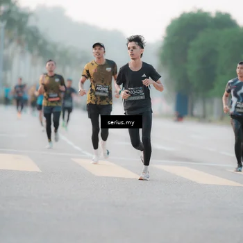 Runner Photo 6353812