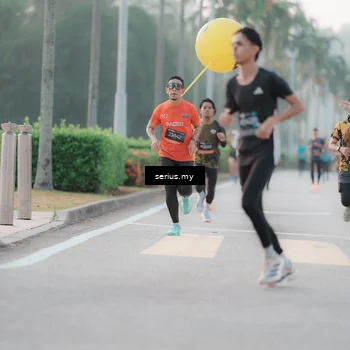 Runner Photo 6353824