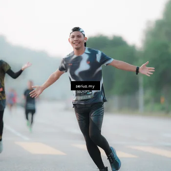 Runner Photo 6353829
