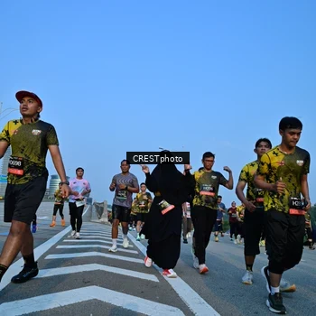 Runner Photo 6353834