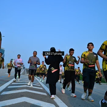 Runner Photo 6353838