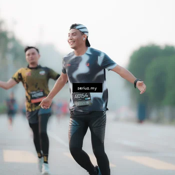 Runner Photo 6353844