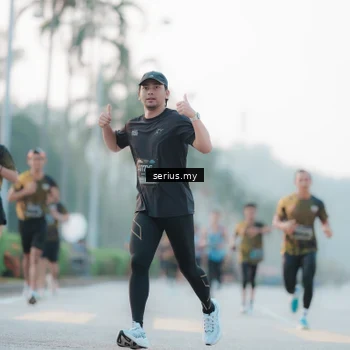 Runner Photo 6353855