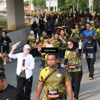 Runner Photo 6353856