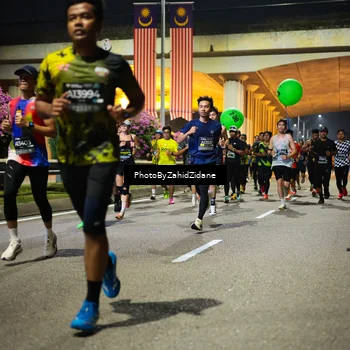Runner Photo 6353868