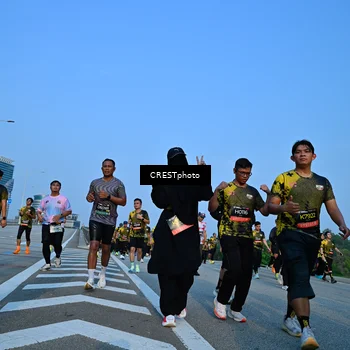 Runner Photo 6353870