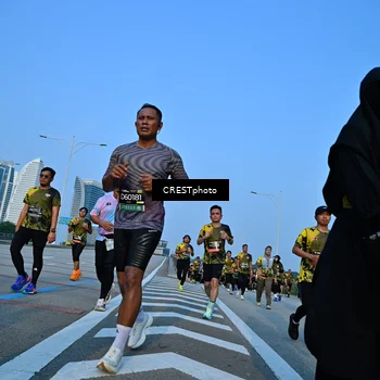 Runner Photo 6353874