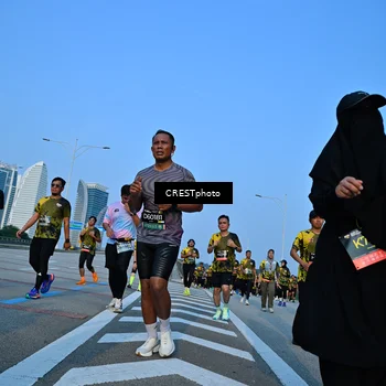 Runner Photo 6353876