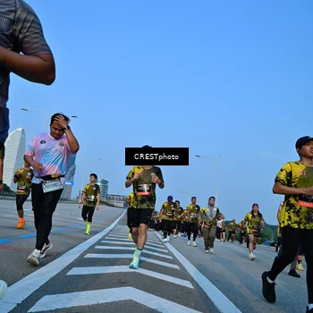 Runner Photo 6353887
