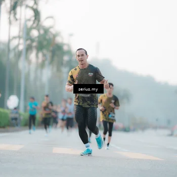 Runner Photo 6353905