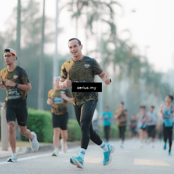 Runner Photo 6353906