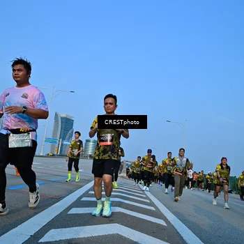 Runner Photo 6353907
