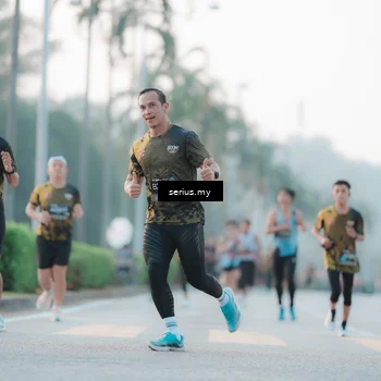 Runner Photo 6353910