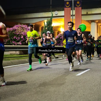 Runner Photo 6353929