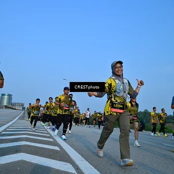 Runner Photo 6353945