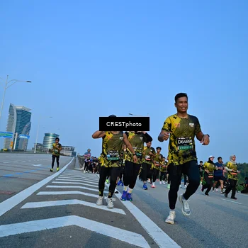 Runner Photo 6353983