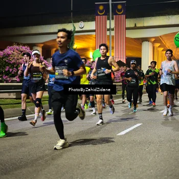 Runner Photo 6353986