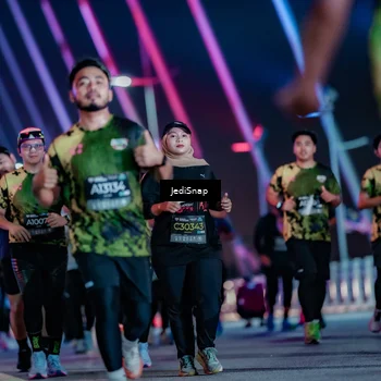 Runner Photo 6354002