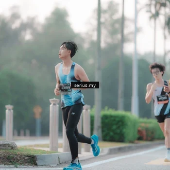 Runner Photo 6354015